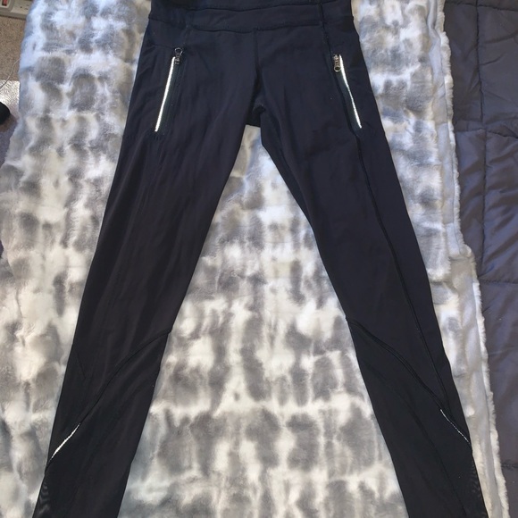 Lululemon Inspire II Leggings - Picture 2 of 7